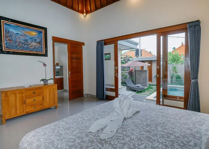 Cozy With Pool In Villa