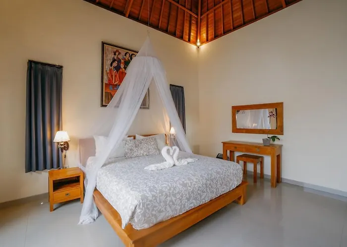Villa Cozy With Pool In *